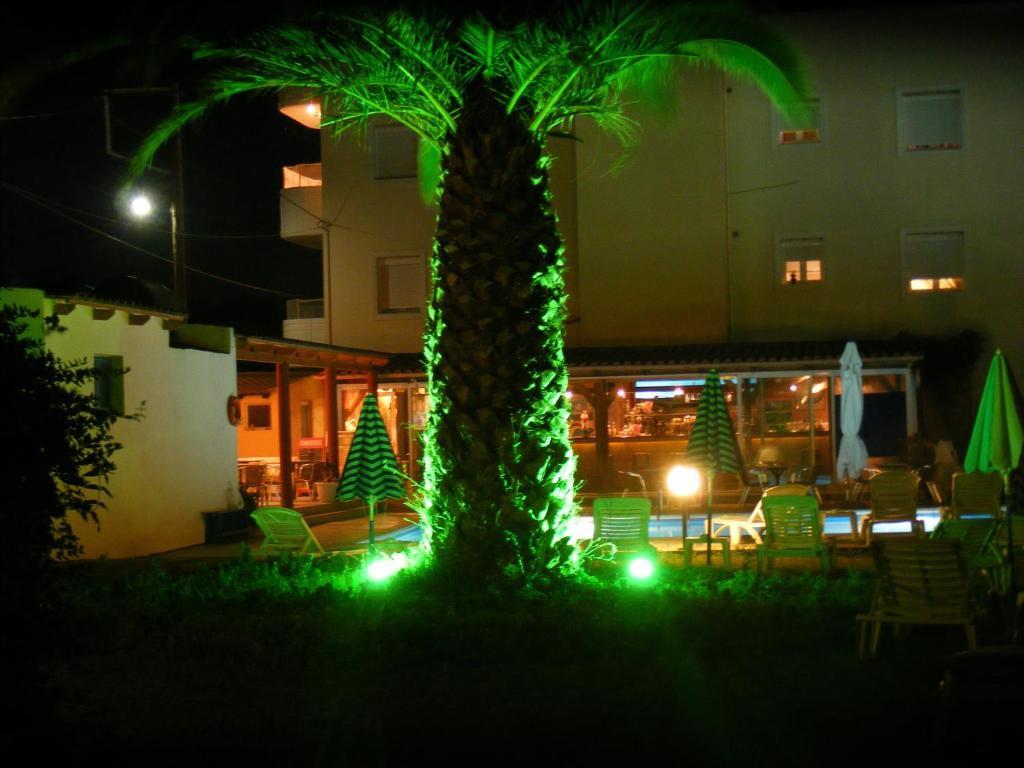 Australia Hotel Gazi Bagian luar foto